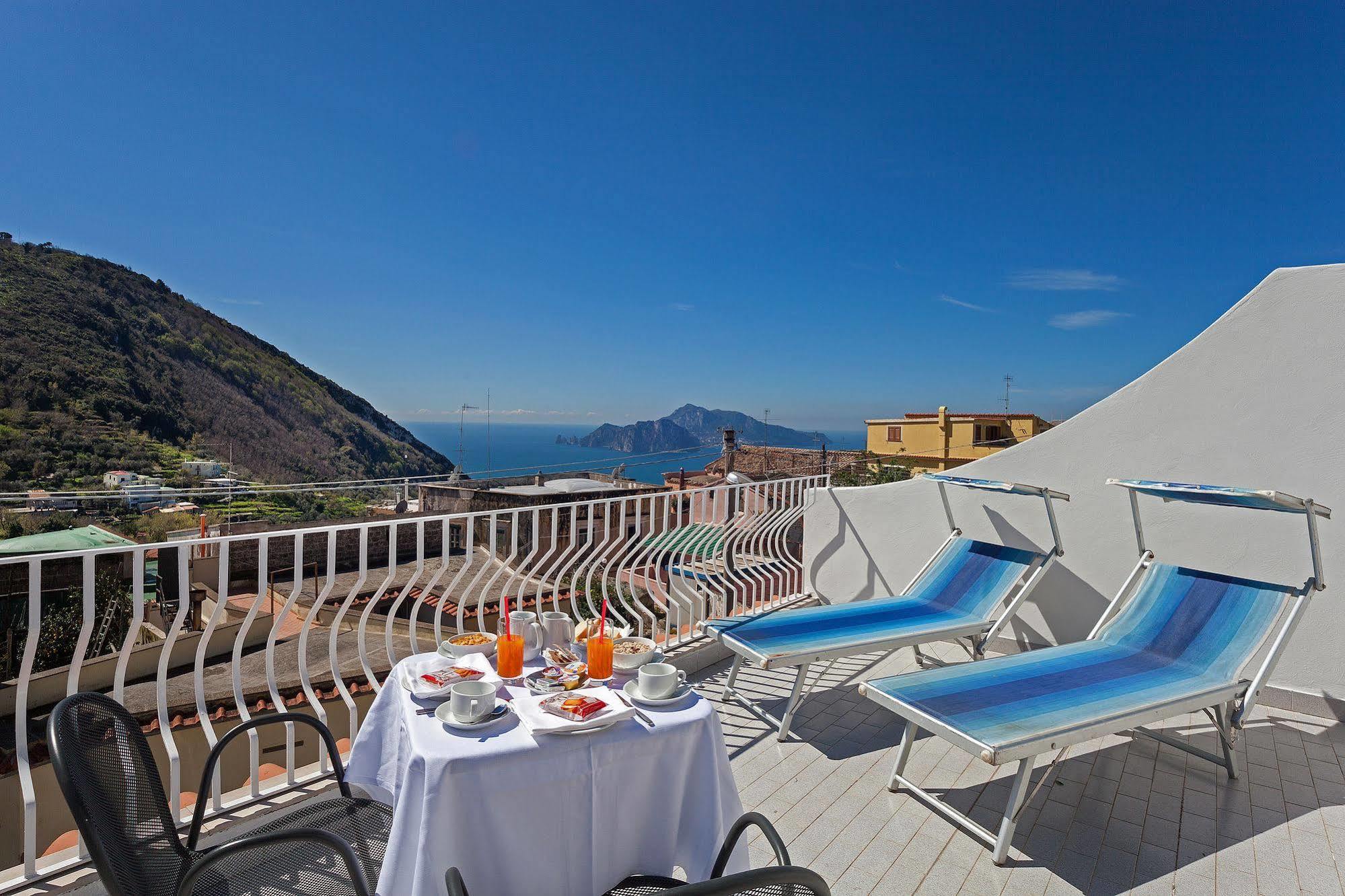 Hotel Caruso Massa Lubrense Exterior foto
